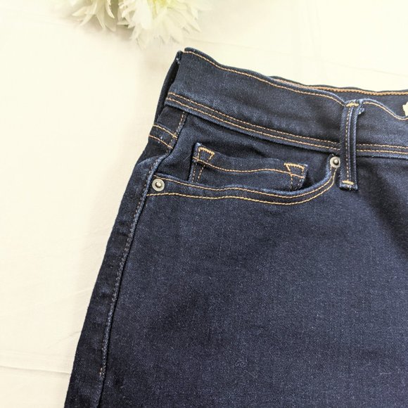 Levi's 512 Perfectly Slimming Skinny Leg Jeans - Picture 4 of 10